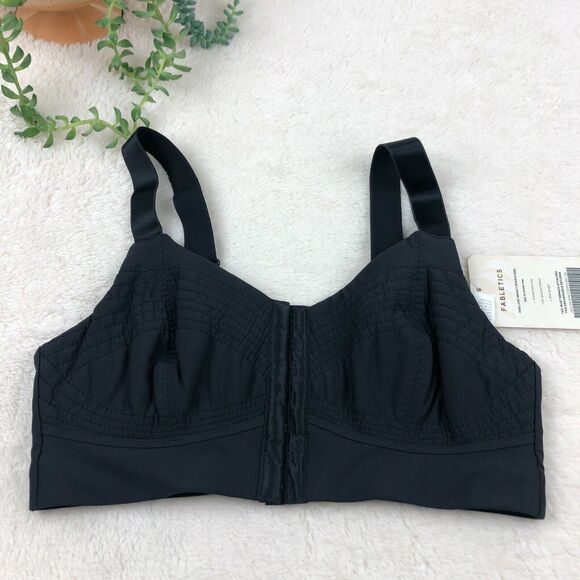 NWT Fabletics Coal Gray Ines Low Impact Sports Bra Women's Size Small - Picture 1 of 5